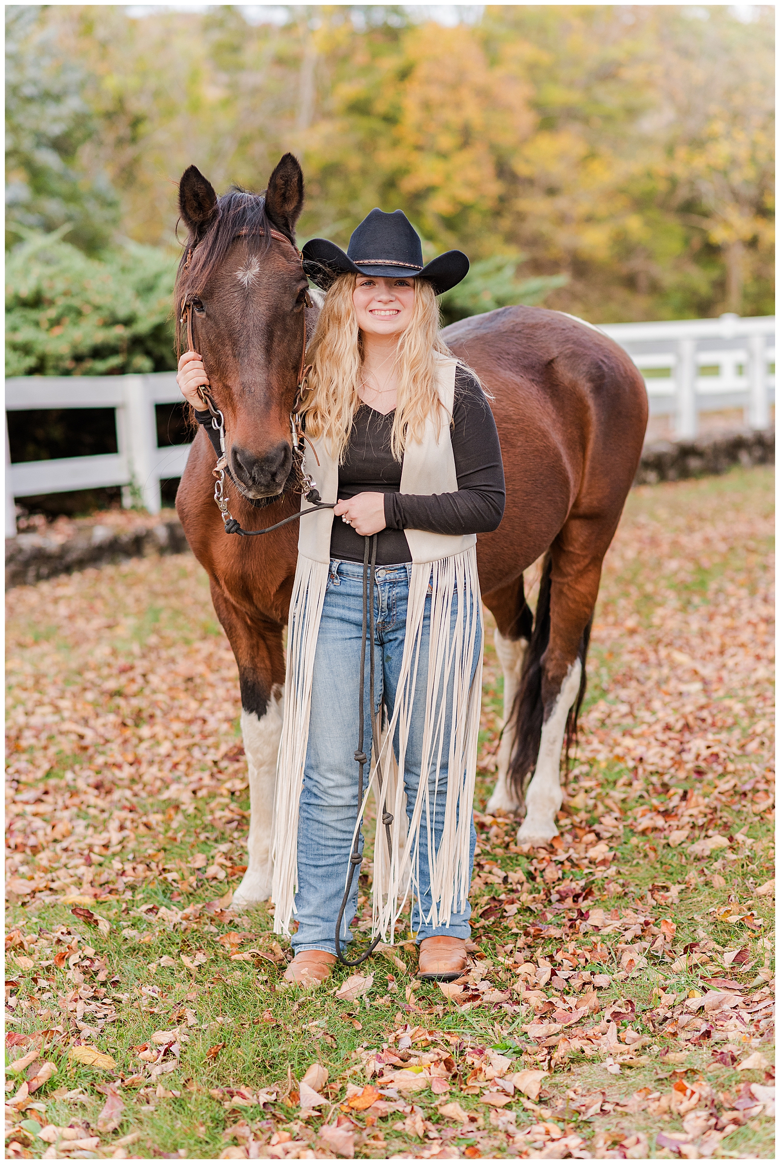 Nashville senior girl with her horse